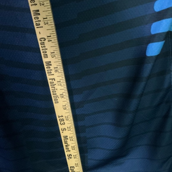 Tennessee Titans Kids Navy Blue T-Shirt‎ REVERSIBLE XL - Picture 8 of 9